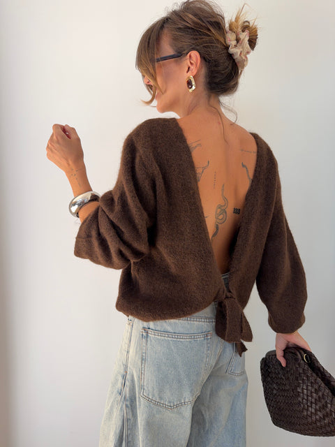 Pull dos nu à noeud - chocolat
