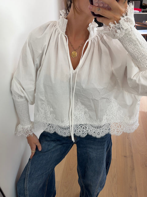 Haut a broderie - blanc