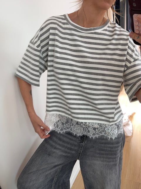 T-shirt rayé dentelle - gris