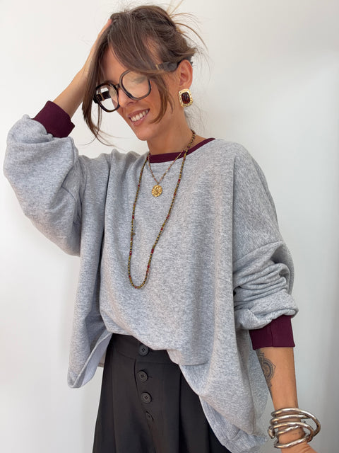 Sweat gris- col bordeaux