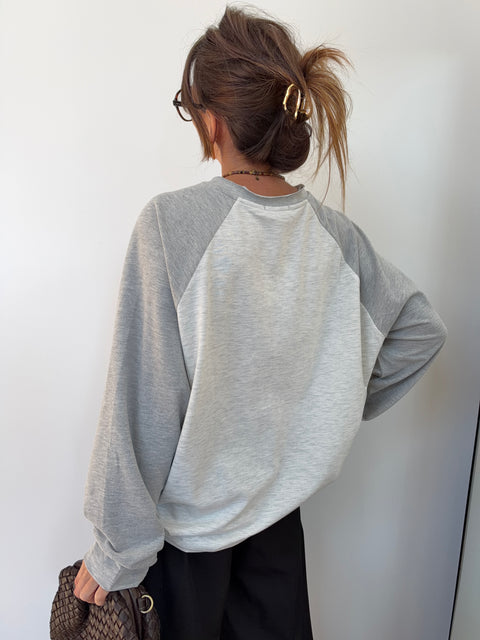 T-shirt bicolore à bouton - gris