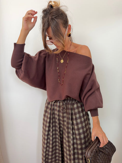 Pull asymétrique court - chocolat