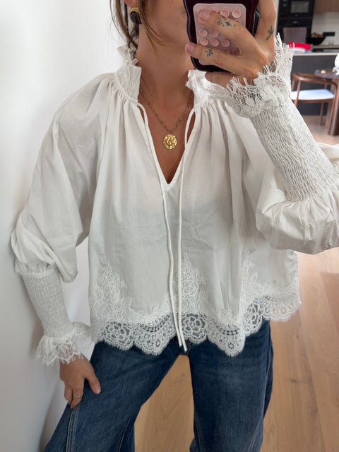 Haut a broderie - blanc