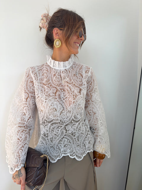 Haut en dentelle - blanc
