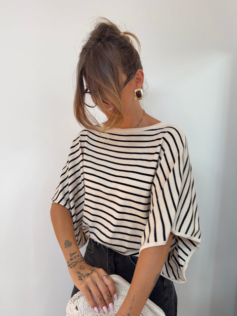 Pull léger rayé manches papillon - beige et noir