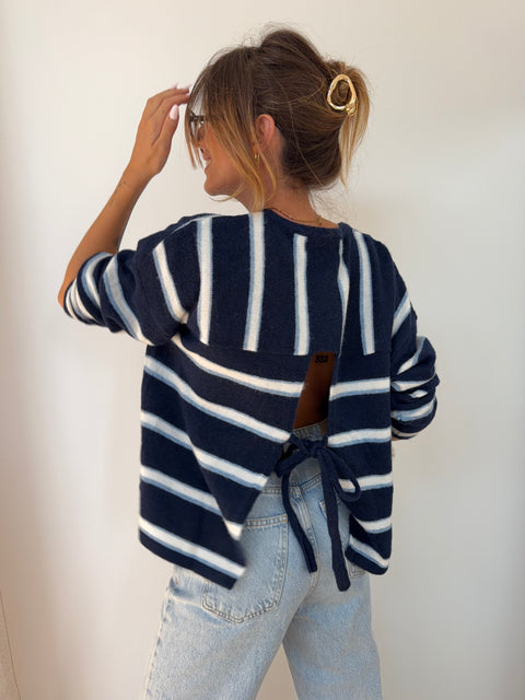 Pull rayé avec noeud - bleu