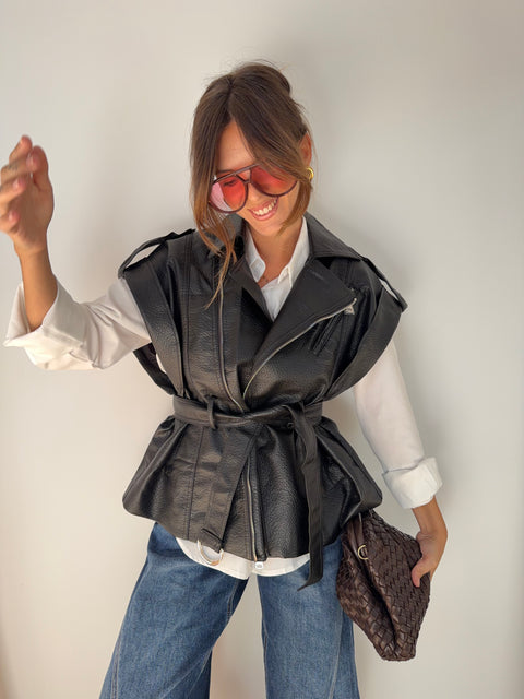 Perfecto en cuir sans manche