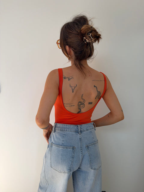 Body - orange