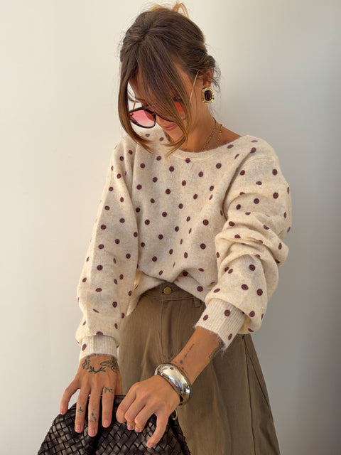 Pull dos nu à pois