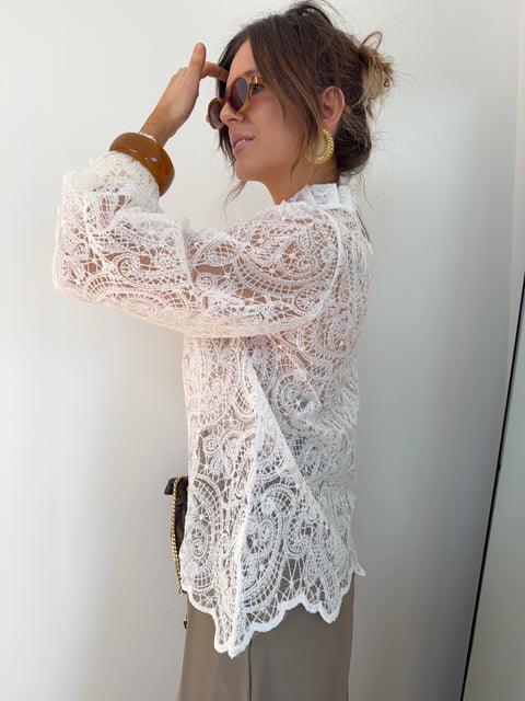 Haut en dentelle - blanc