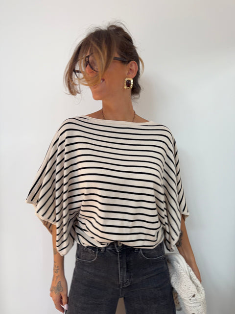 Pull léger rayé manches papillon - beige et noir