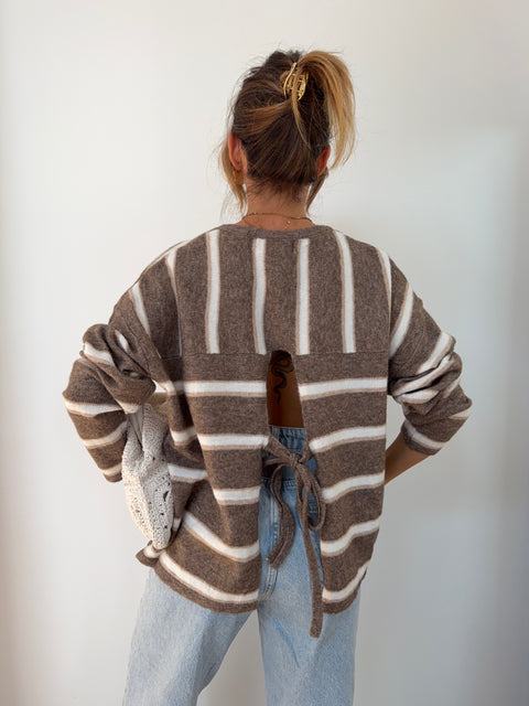Pull rayé avec noeud - beige