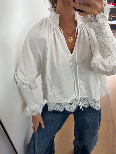 Haut a broderie - blanc