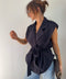 Blazer sans manche ceinturé - bleu marine