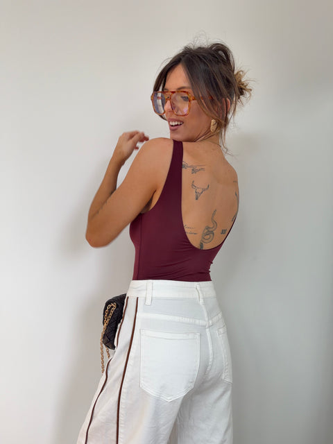 Body - bordeaux
