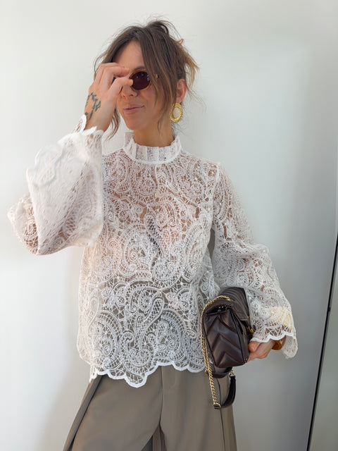 Haut en dentelle - blanc