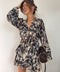 Robe à volants et strass