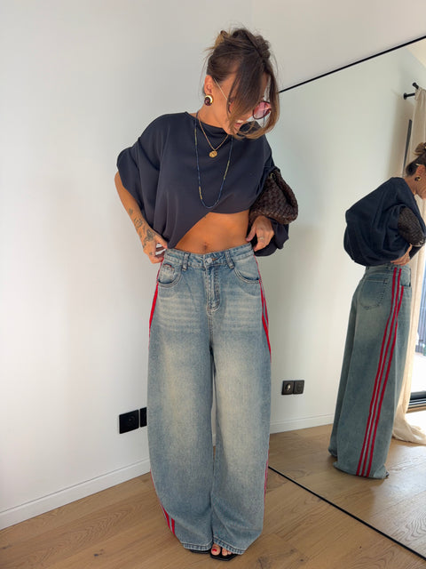 Jeans à bandes rouges (pré commande)