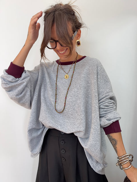 Sweat gris- col bordeaux