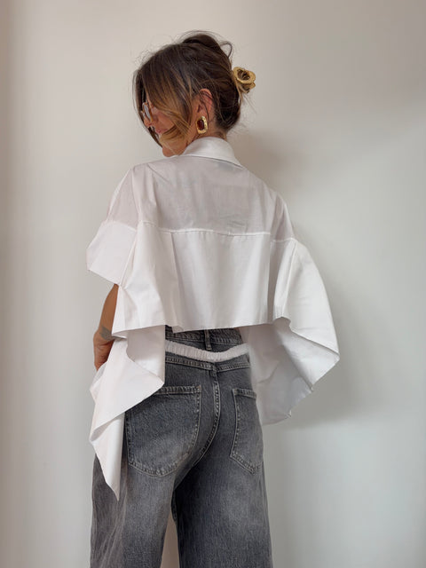 Chemise blanche dos nu