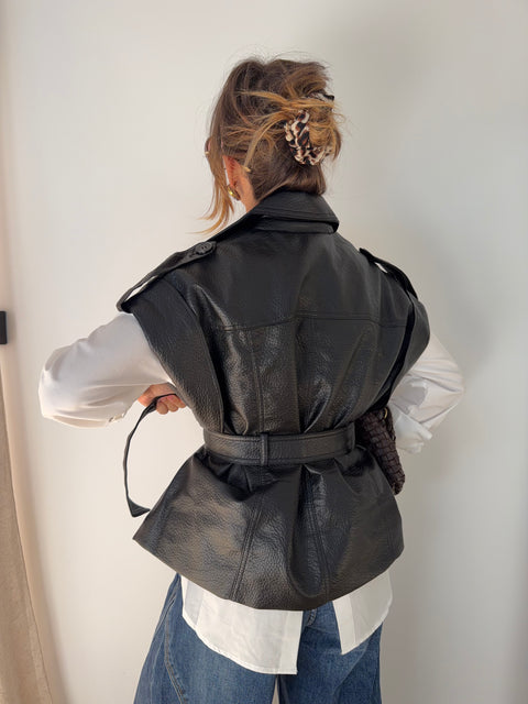 Perfecto en cuir sans manche