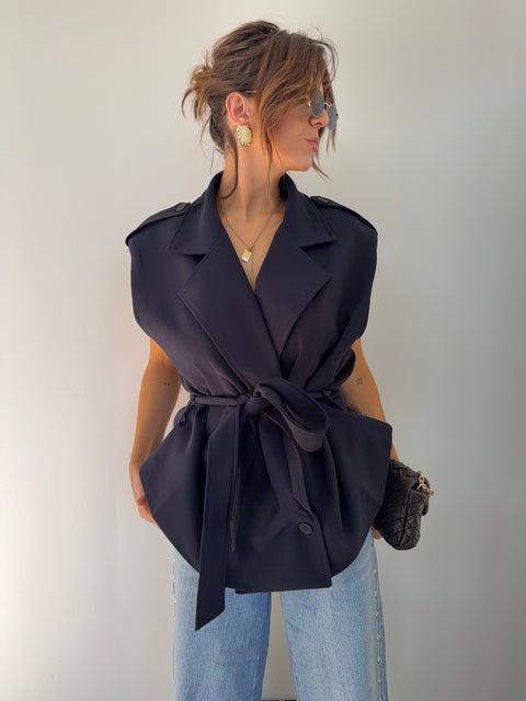 Blazer sans manche ceinturé - bleu marine