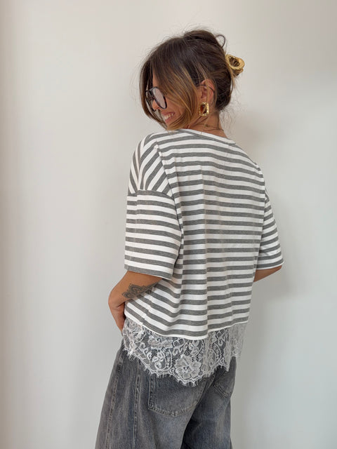 T-shirt rayé dentelle - gris