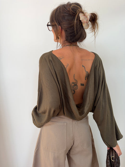 Haut dos nu - kaki